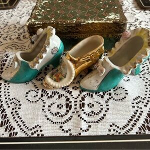 Vintage Ceramic Shoe Figurines Victorian style